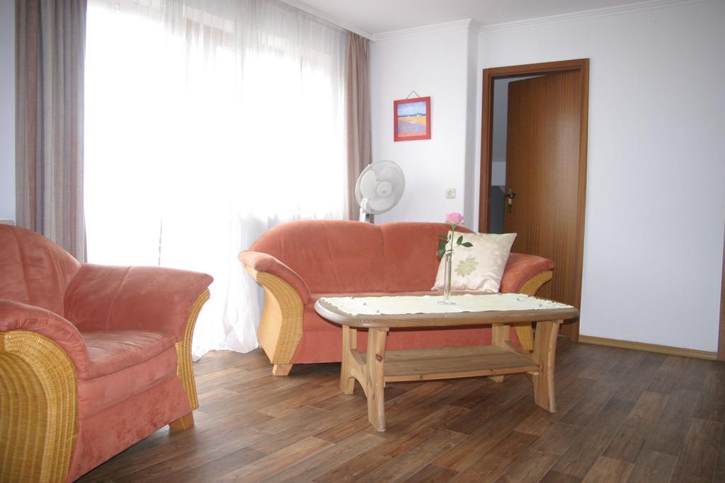 Haus Magnolia Apartment Швангау Стая снимка